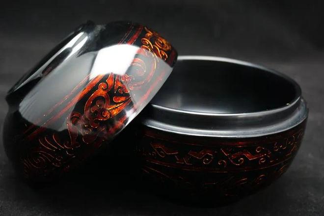 成都漆艺 | 雕镂扣器,百伎千工|漆器|工艺品|扣器_网易订阅